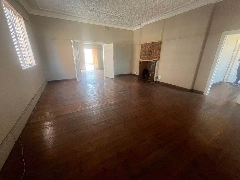 Commercial Rental Monthly In Roodepoort - Photo 2