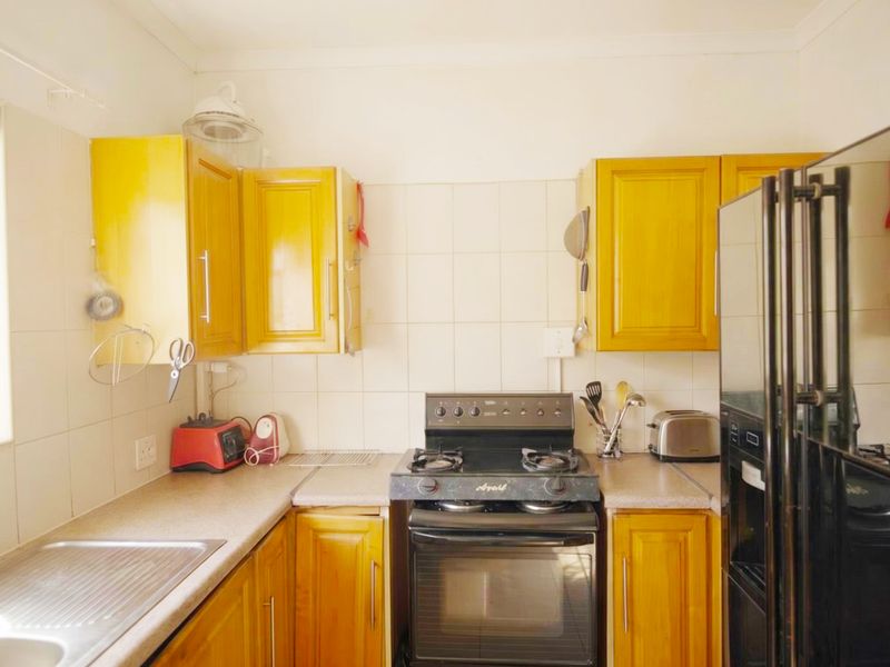 House For Sale In Pretoria - Photo 4