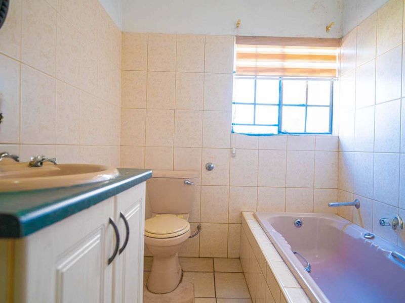 House For Sale In Pretoria - Photo 6