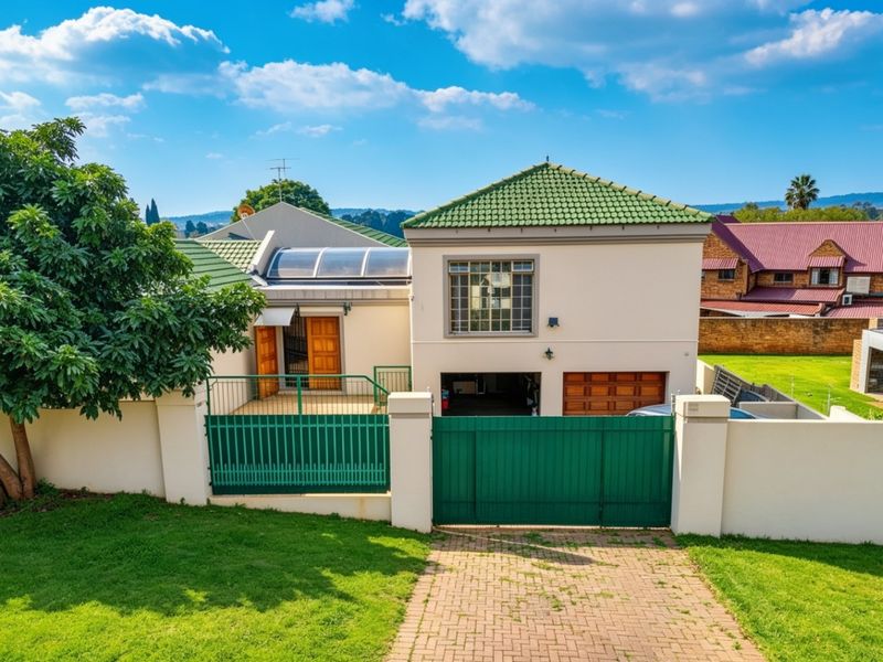 House For Sale In Pretoria - Photo 2