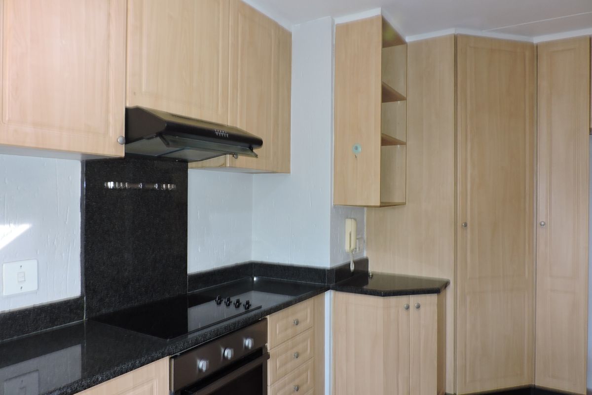 Apartment Rental Monthly In Sandton - Photo 3