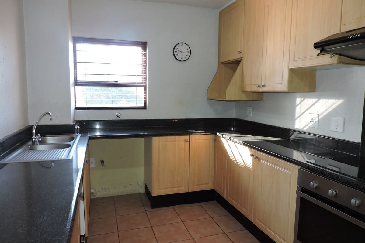 Apartment Rental Monthly In Sandton - Photo 4