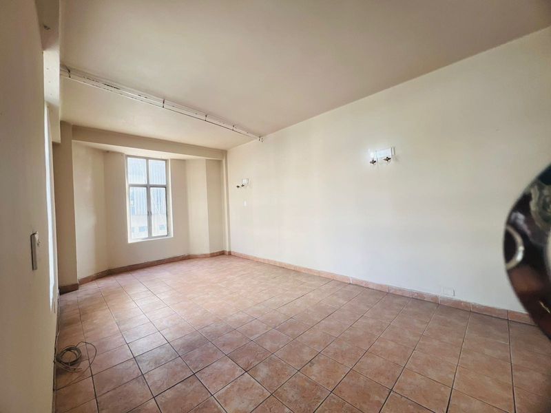 Apartment For Sale In Durban - Photo 2