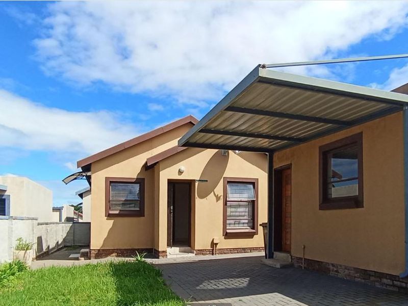 House For Sale In Centurion - Photo 2
