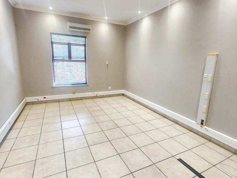 Commercial For Sale In Margate - Photo 7