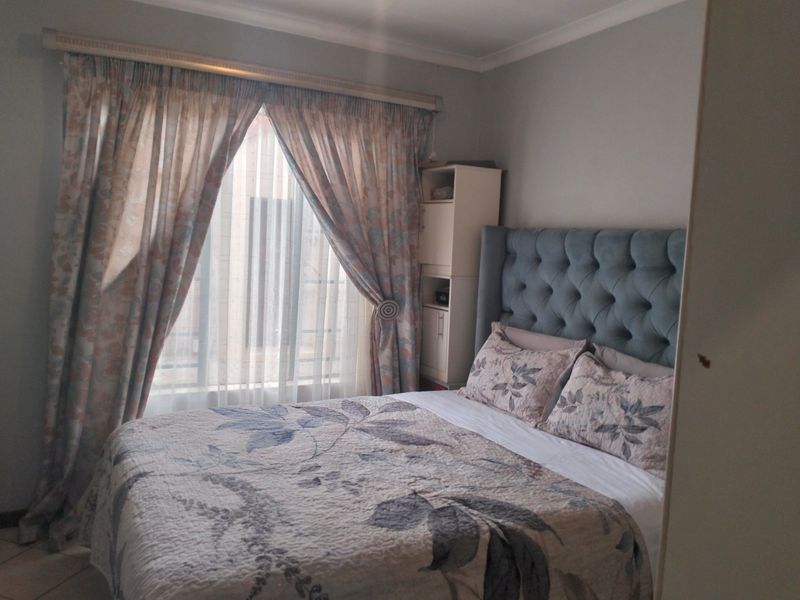 Townhouse For Sale In Centurion - Photo 10