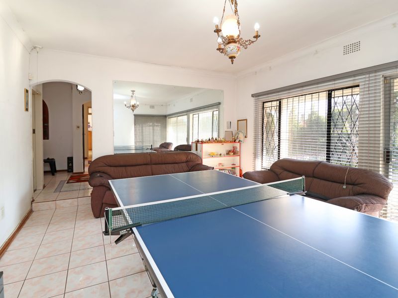 House For Sale In Johannesburg - Photo 2
