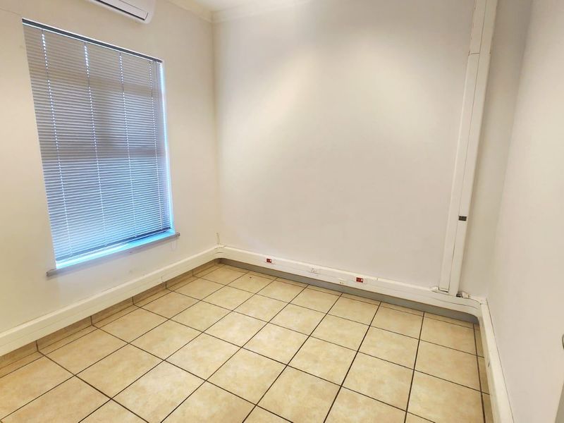 Commercial Rental Monthly In Margate - Photo 8