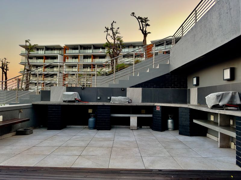 Apartment Pending Sale In Umhlanga - Photo 8