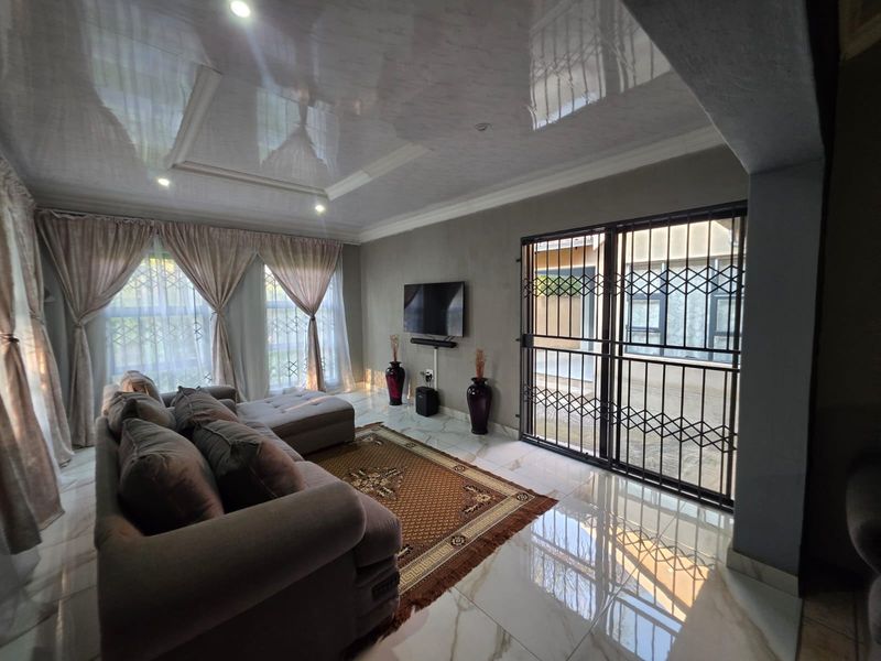 House For Sale In Centurion - Photo 8