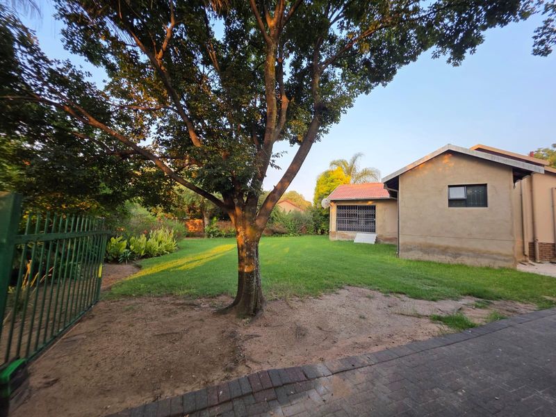 House For Sale In Centurion - Photo 2