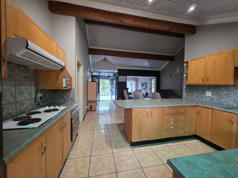 House For Sale In Centurion - Photo 3