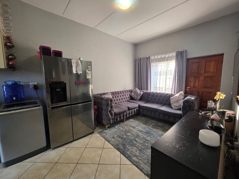 Apartment For Sale In Centurion - Photo 4