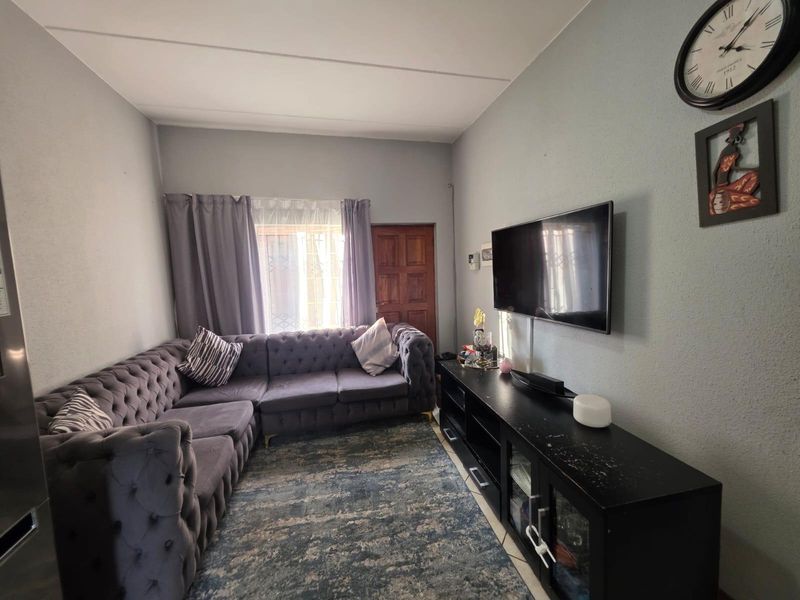 Apartment For Sale In Centurion - Photo 5