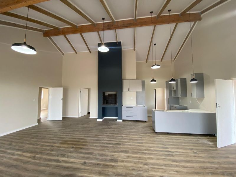 House For Sale In Mossel Bay - Photo 5