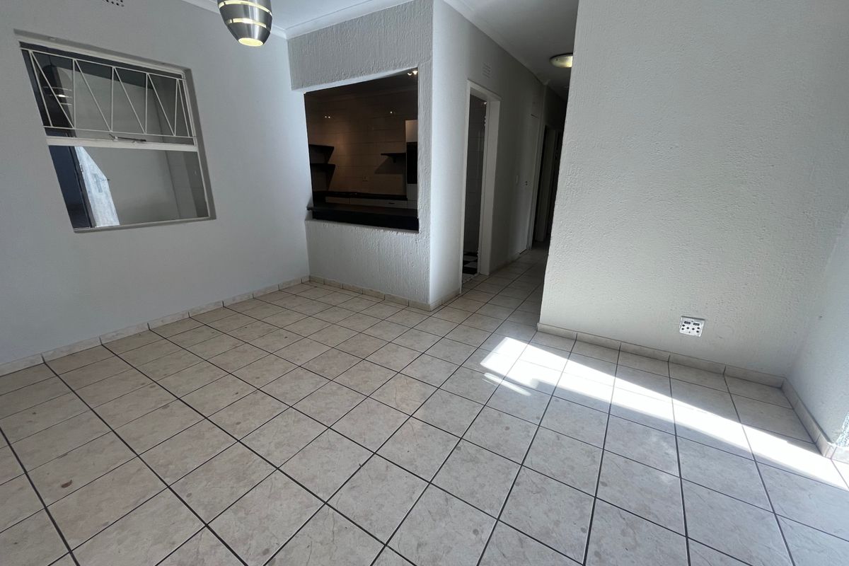 Townhouse For Sale In Randburg - Photo 3
