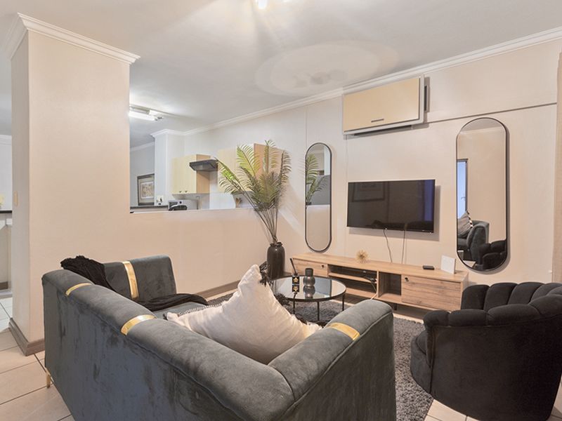 Apartment Rental Monthly In Sandton - Photo 6
