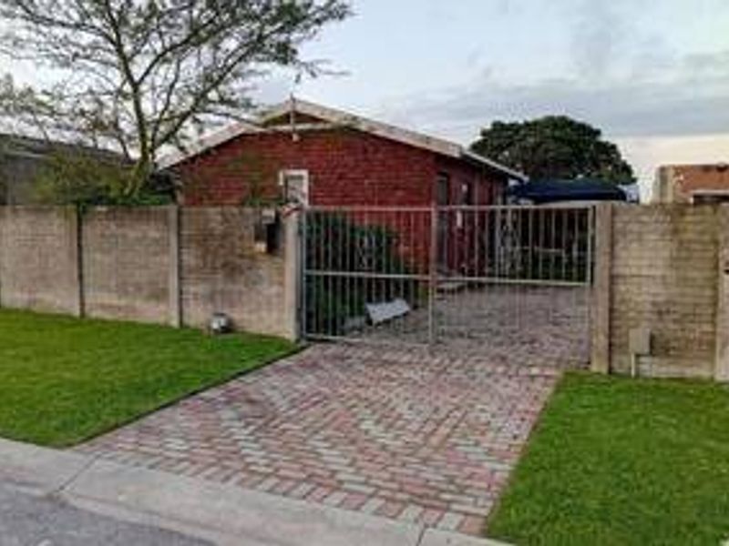 House For Sale In Port Elizabeth - Photo 4