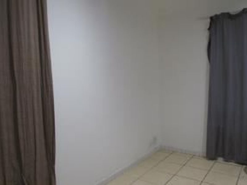 House For Sale In Port Elizabeth - Photo 10