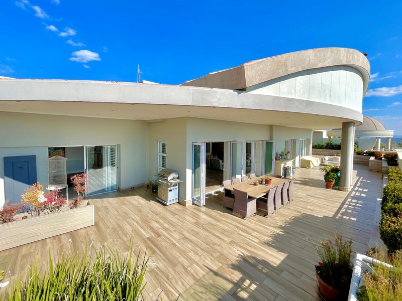 Apartment For Sale In Sandton - Photo 4