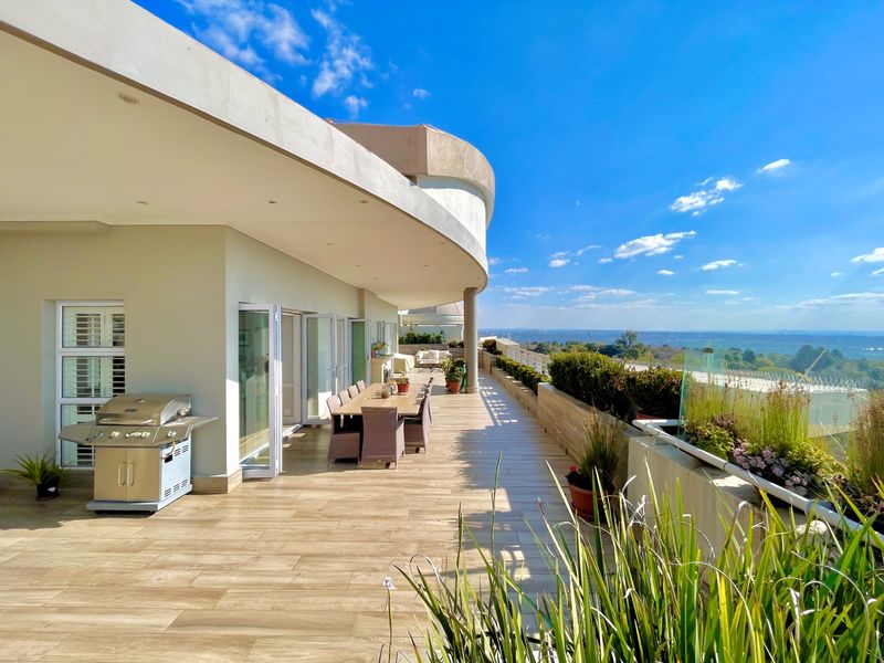 Apartment For Sale In Sandton - Photo 2