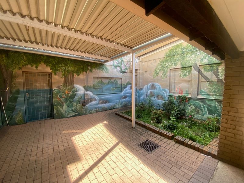 Commercial For Sale In Germiston - Photo 8