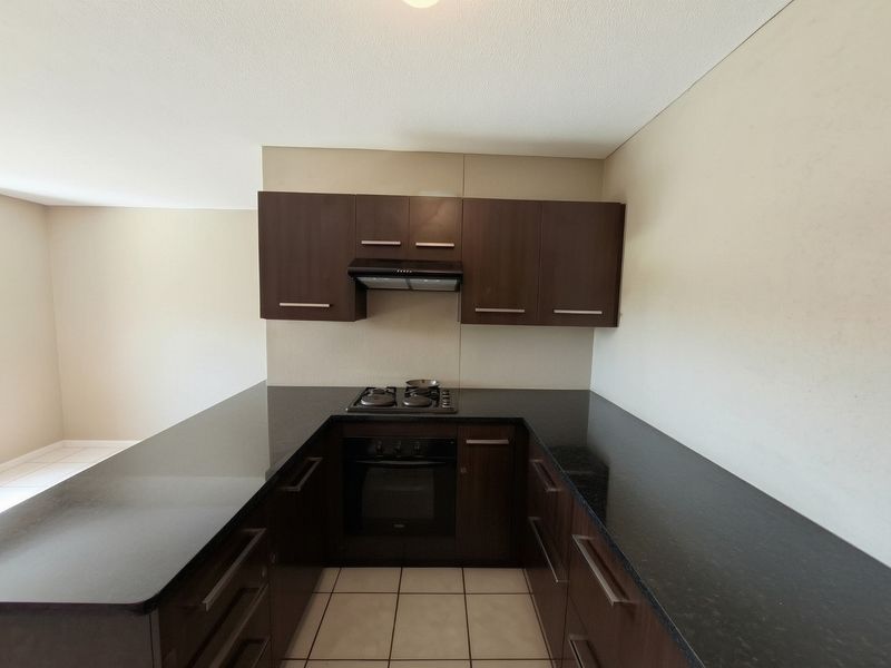 Apartment For Sale In Randburg - Photo 3