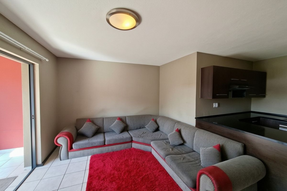 Apartment For Sale In Randburg - Photo 4