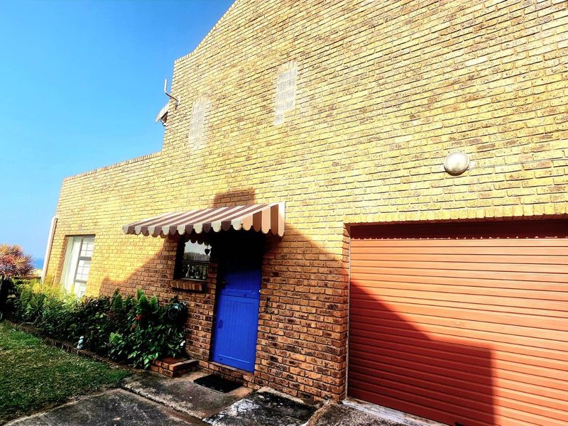 Townhouse For Sale In Hibberdene - Photo 8
