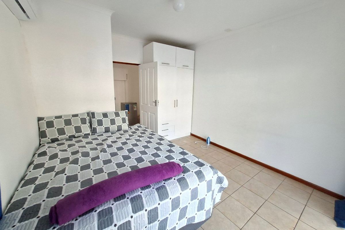 Apartment Rental Monthly In Mount Edgecombe - Photo 4