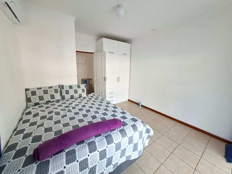 Apartment Rental Monthly In Mount Edgecombe - Photo 4