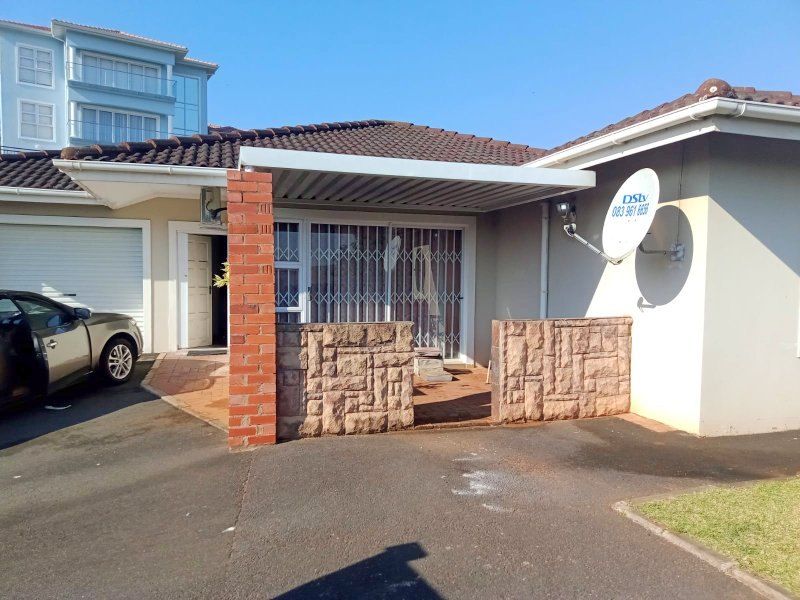 Townhouse For Sale In Amanzimtoti - Photo 8