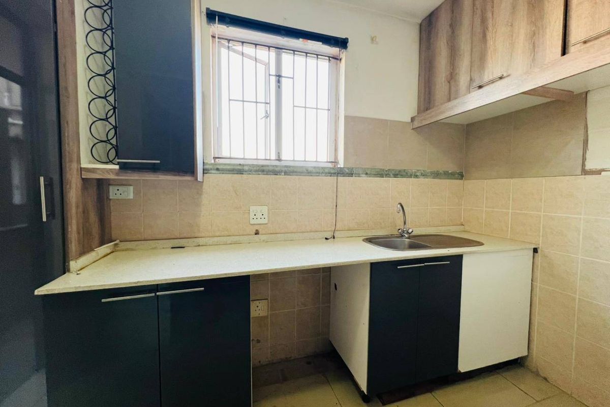 Apartment Rental Monthly In Durban - Photo 3