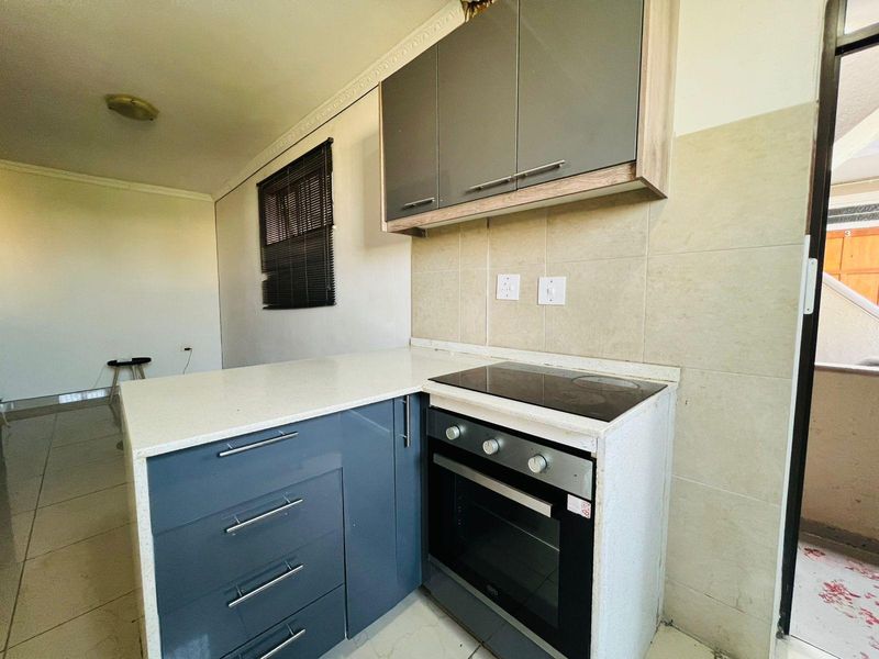 Apartment Rental Monthly In Durban - Photo 10