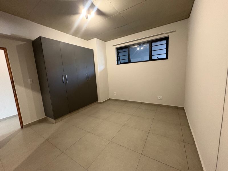 Apartment Rental Monthly In Sandton - Photo 5