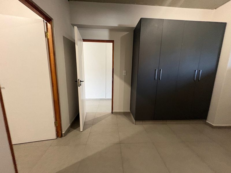 Apartment Rental Monthly In Sandton - Photo 6