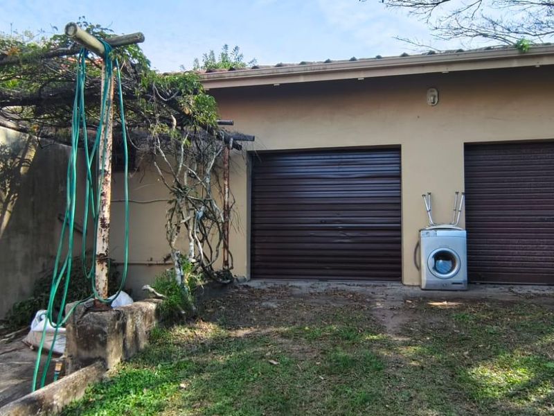 House For Sale In Port Edward - Photo 4