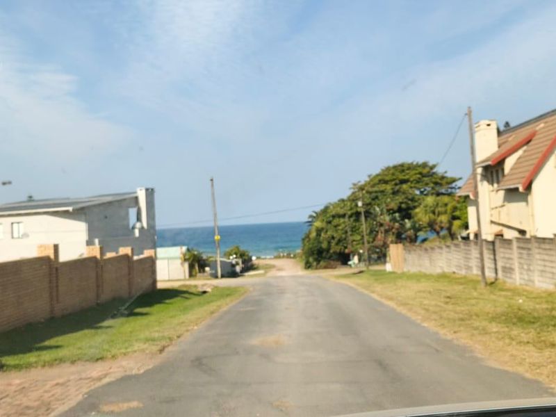 House For Sale In Port Edward - Photo 1