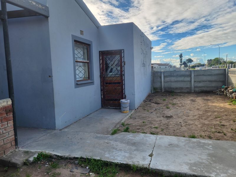 House For Sale In Blue Downs - Photo 3