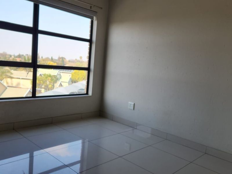 Apartment For Sale In Boksburg - Photo 8