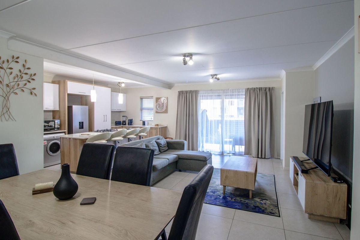 Apartment Rental Monthly In Edenvale - Photo 2