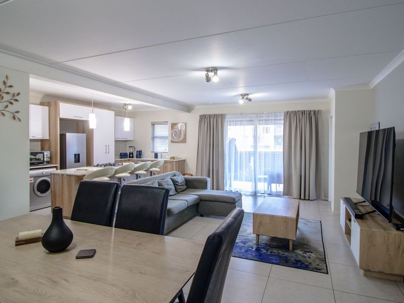 Apartment Rental Monthly In Edenvale - Photo 2