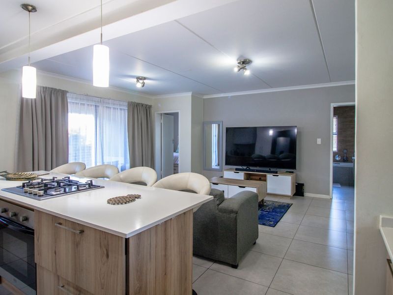Apartment Rental Monthly In Edenvale - Photo 3