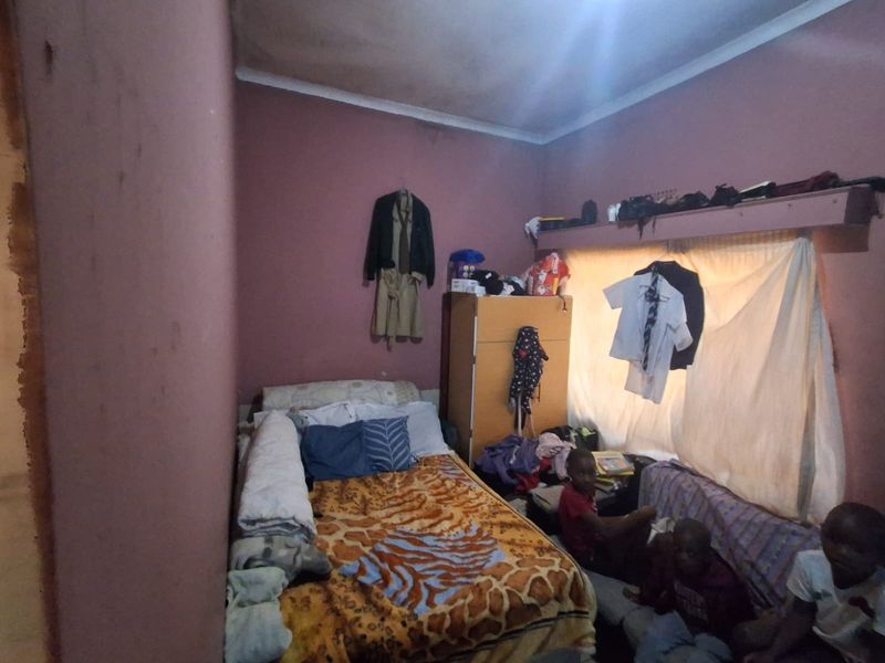 House For Sale In Johannesburg - Photo 10