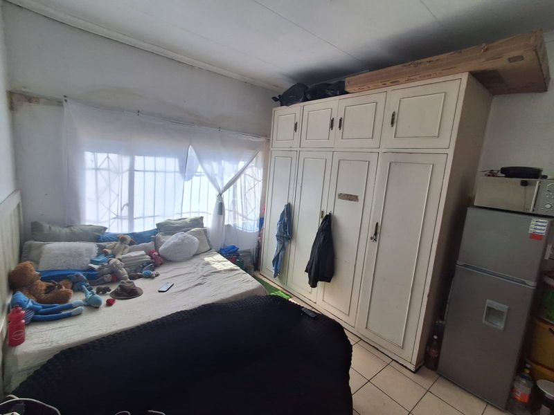 House For Sale In Johannesburg - Photo 9