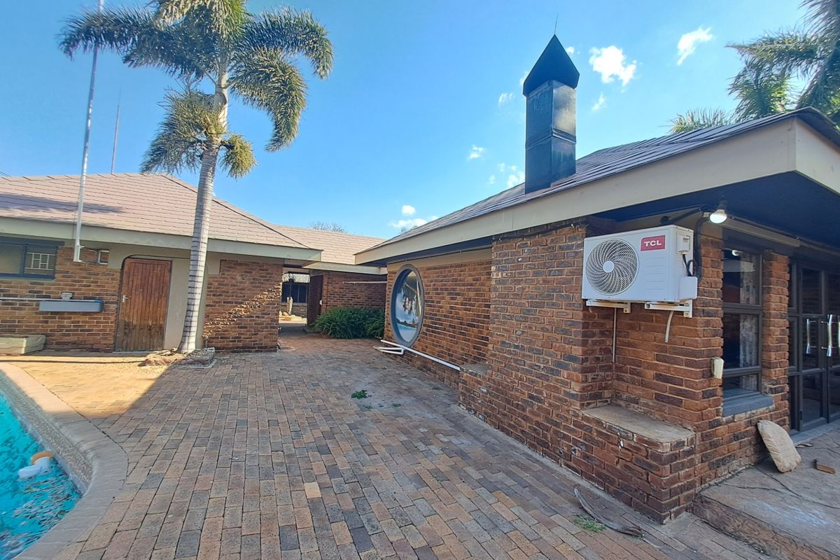 House For Sale In Polokwane - Photo 4