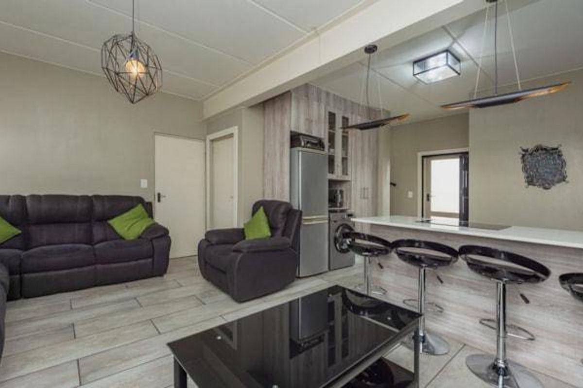 Townhouse For Sale In Alberton - Photo 3