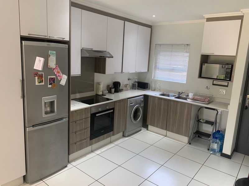 Apartment Rental Monthly In Sandton - Photo 7