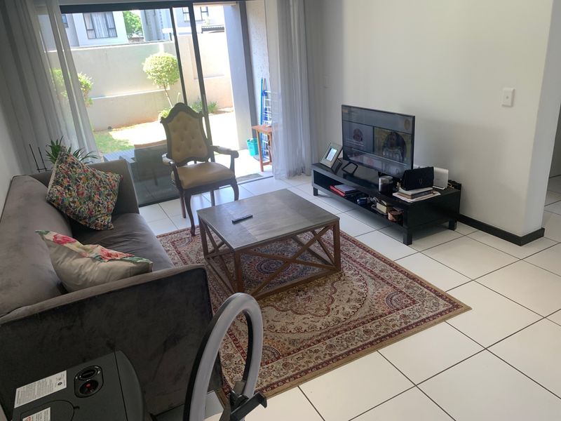 Apartment Rental Monthly In Sandton - Photo 3