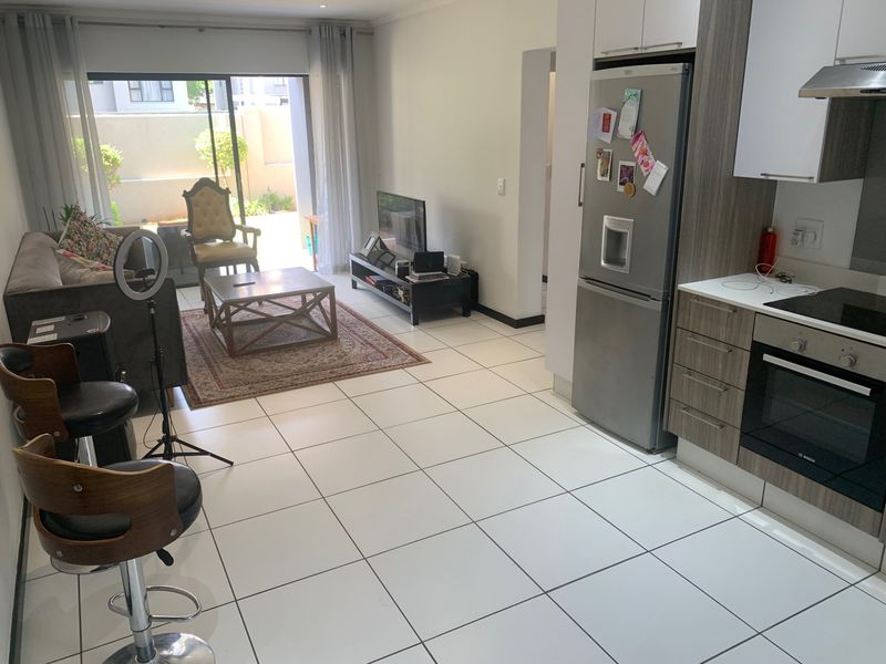 Apartment Rental Monthly In Sandton - Photo 9